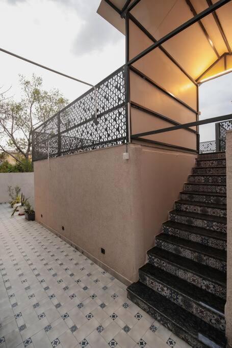 Saiba Outhouse- 4 Bed Room- Pool- Theatre- Partyhall- Garden & Terrace Sitting Area Джапур Экстерьер фото